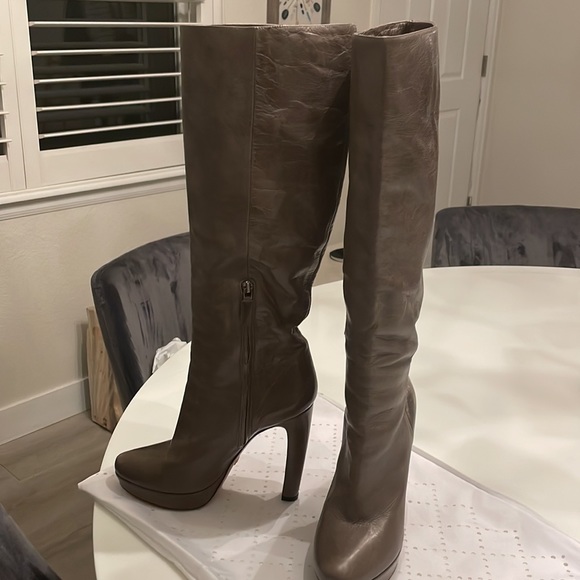 Prada knee high platform boots olive color - Picture 3 of 12